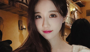 轩子巨2兔晒美照吐槽身体太差 颜值潘金莲体质林黛玉？