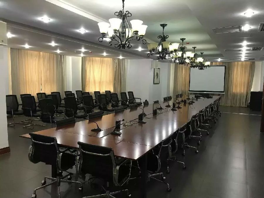 沙恩国际庄园携手2018圣牧杯国谊赛暨首届乌兰布和沙漠沙产业博览会新闻发布