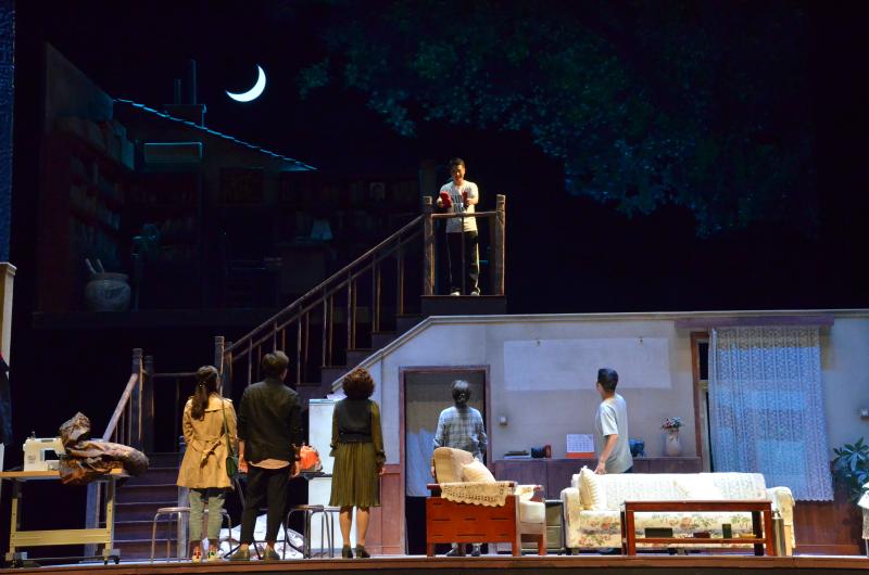 原创话剧《遥远的她》首演青岛市话剧院昨日发布全年演出计划