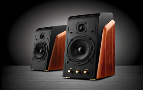 深圳万户网络助杰士铭打造国际品牌营销网络平台