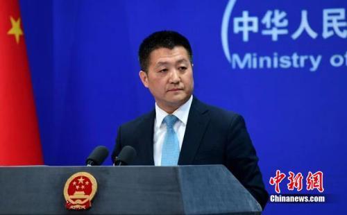 外交部发言人陆慷。
