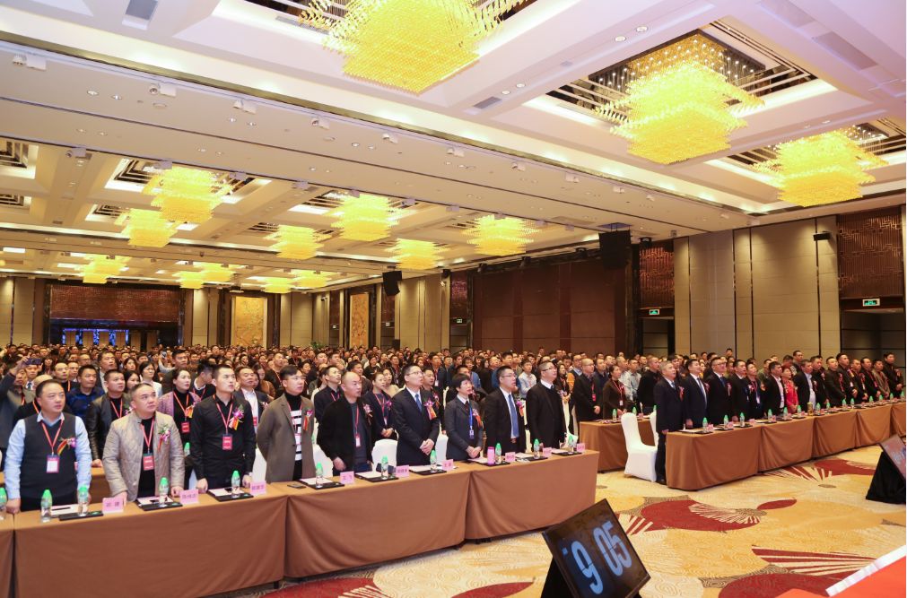 剑指80亿!宏宇陶瓷2019荣耀再升级,不服来战!