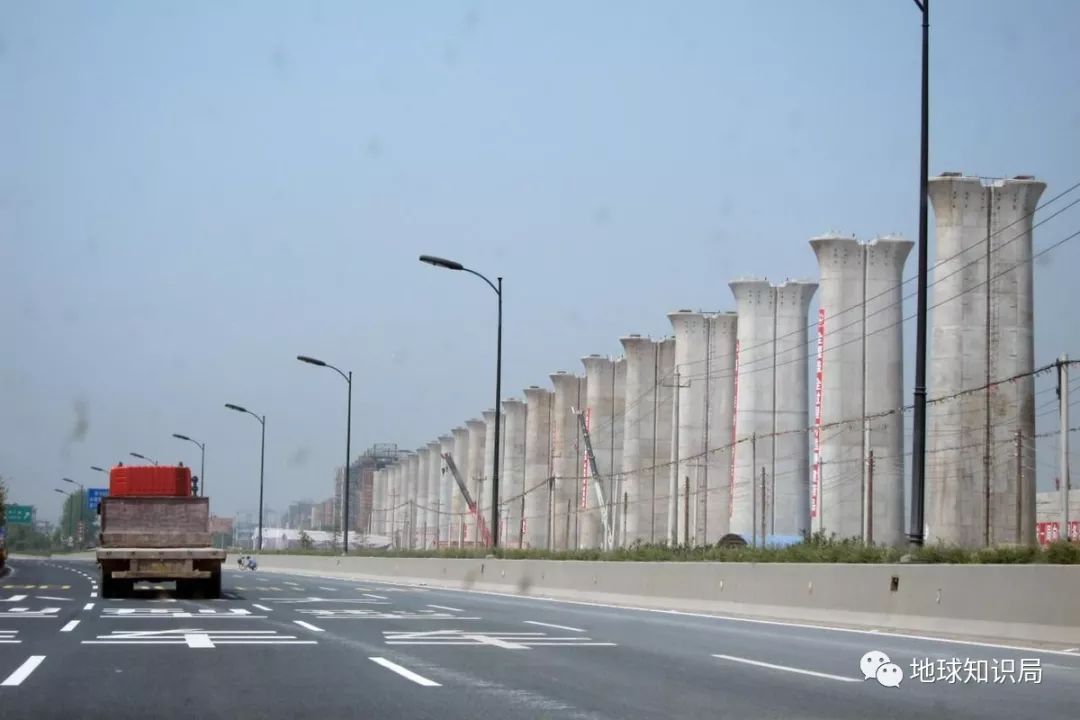 多条高铁正式通车：路，只修一条是不够的