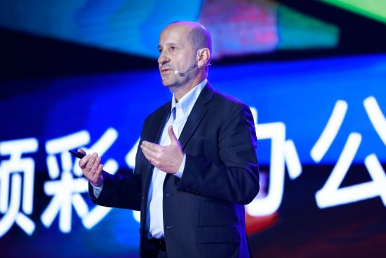 图为惠普全球A3解决方案部总经理 Aurelio Maruggi。（钟欣摄）