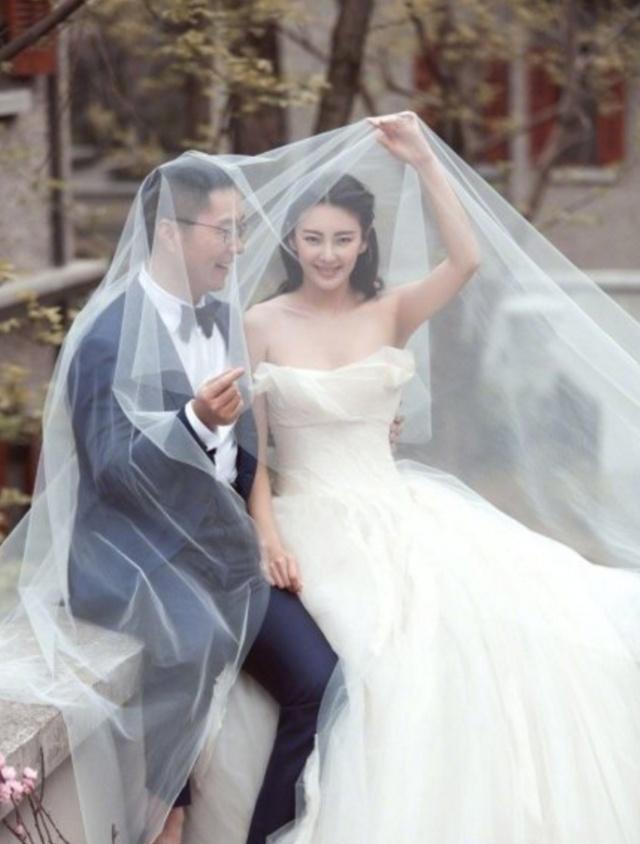 张雨绮的经纪人公关能力太强，袁巴元服软和解，称只是一时冲动