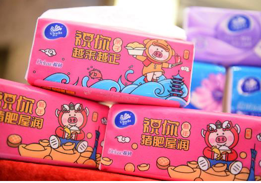 同样是新春营销,纸巾品牌维达秀出新意