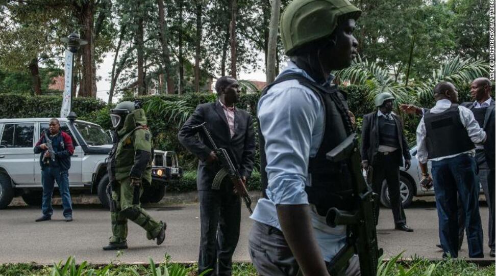 肯尼亚内罗毕酒店大楼遭袭击至少11死 遇难者国籍暂未公布