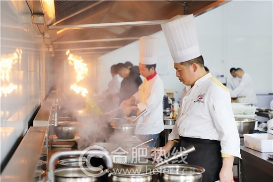 金龙鱼匠传徽香菜籽油“皖韵寻踪”2019年度徽菜名厨评选圆满举办