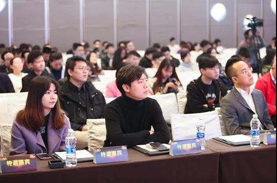 第六届金茶奖颁奖典礼暨游戏茶馆CEO年会落幕 星光灿烂