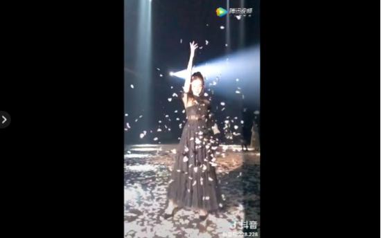 抖音快闪季“抢镜”巴黎时装周 短视频营销赋能时尚大牌年轻化