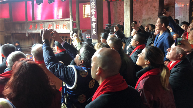 【新春走基层】让世界爱上中国 国际友人来浙过“侨乡中国年”