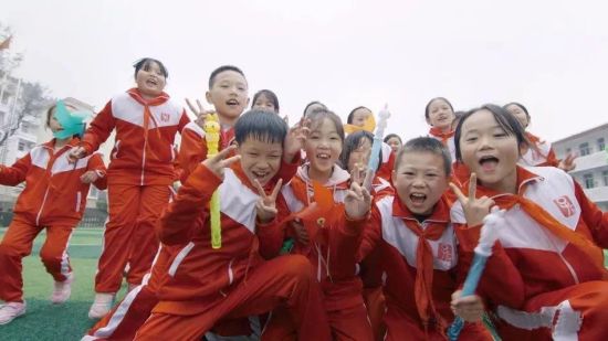 金科集团”情暖万家“再起航 再次捐赠500万元为贫困家庭送新春温暖