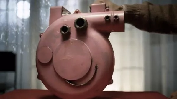 专访《啥是佩奇》导演：为何选那位大爷？为何用鼓风机？