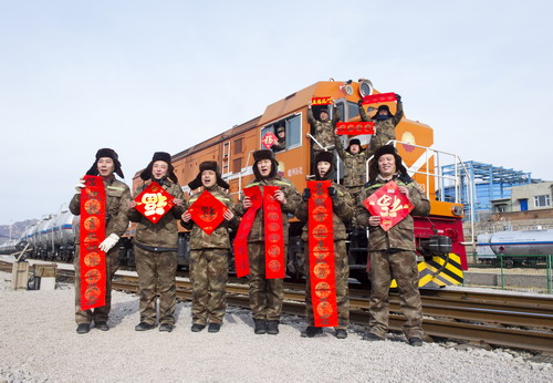 天南地北石油人:实干开新局 平安迎新春