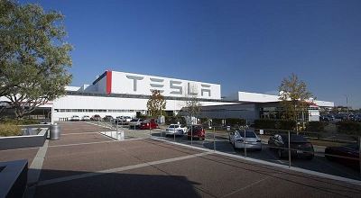 白云山旗下王老吉春节营销创新 发起系列创意活动抢占年轻消费阵地