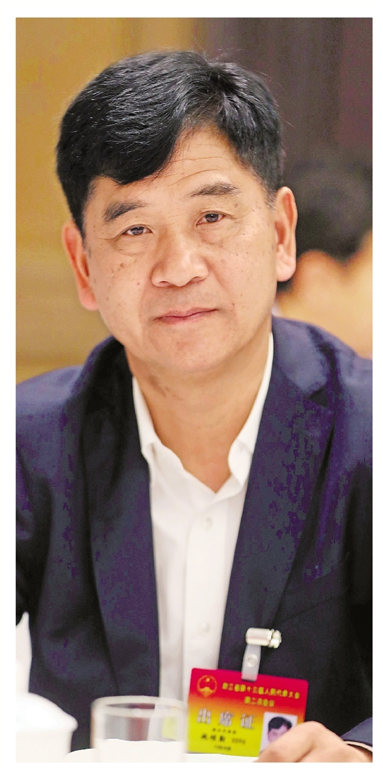 省人大代表、政协委员热议村里事 乡村振兴，看我七十二变