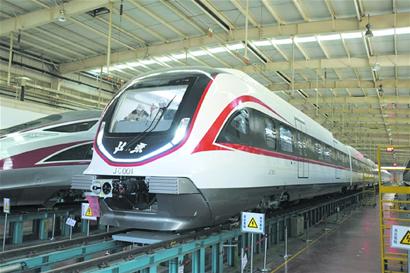 厉害了!中车四方造出首列全自动驾驶市域快轨列车