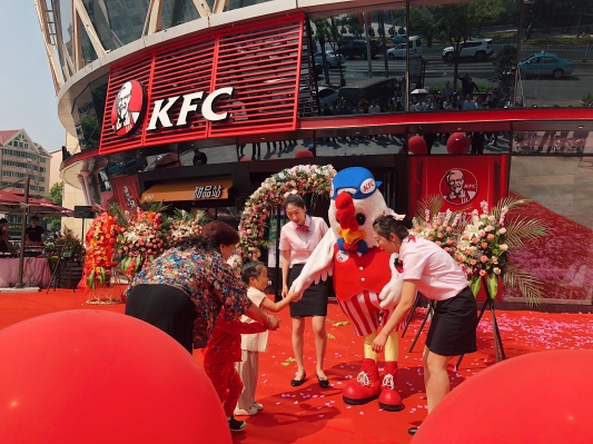 爱有7迹7大主力活动引爆天津鹏欣水游城周年庆