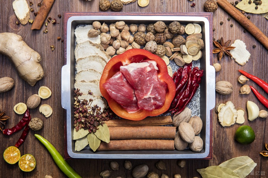 餐饮第三方,公关危机,呷哺呷哺,黄记煌