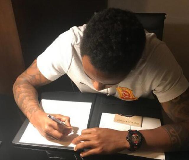 深足卓尔危机公关！葛振被放下预备队，拉斐尔停薪+罚款50万